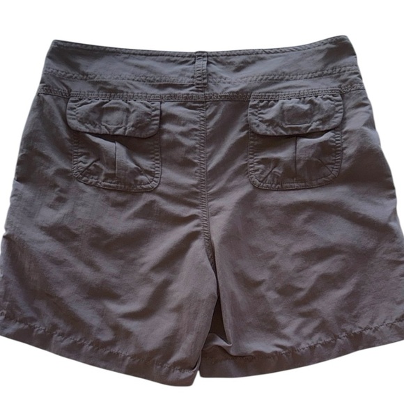 World Wide Sportsman Brown Cargo Shorts Versatile Functional 6”Inseam Nylon Sz 4 - Picture 2 of 11